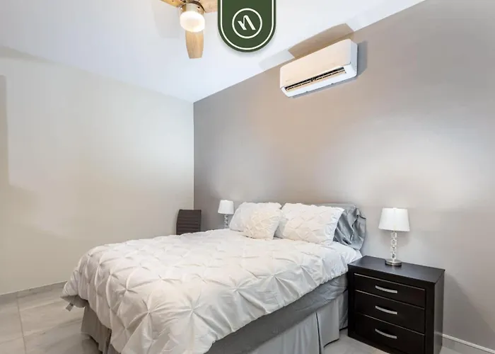 New 2 Bedroom With Private Terrace - Bbq Hébergement de vacances